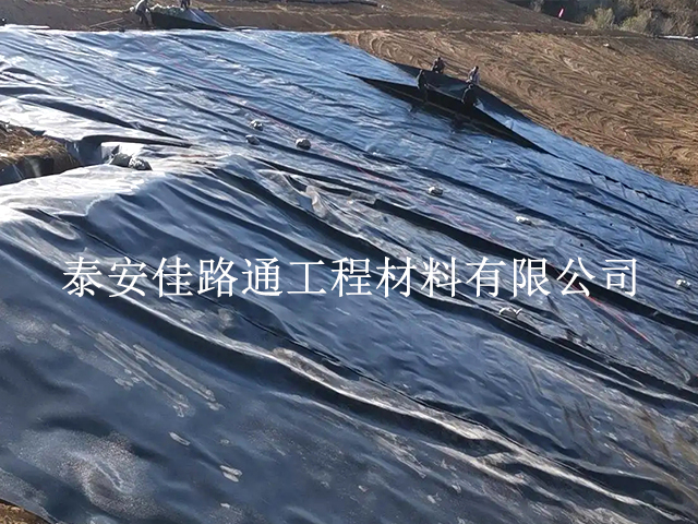 垃圾填埋場防滲膜使用鋪設(shè)有哪些意義表現(xiàn)？
