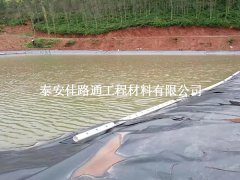 如何提升魚塘防滲膜的基本使用時(shí)間？