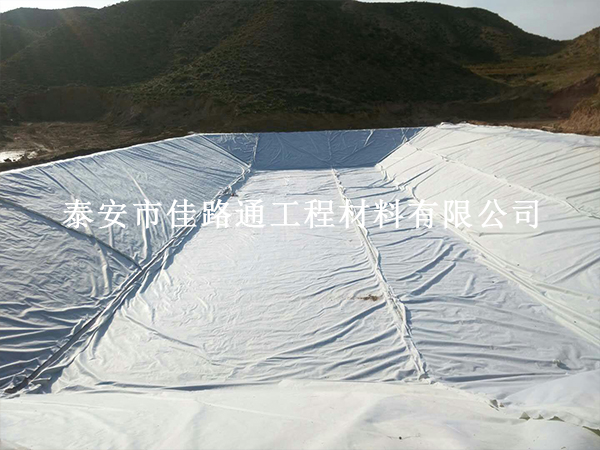滌綸土工布質(zhì)量判斷標(biāo)準(zhǔn)：輕松掌握，確保品質(zhì)卓越