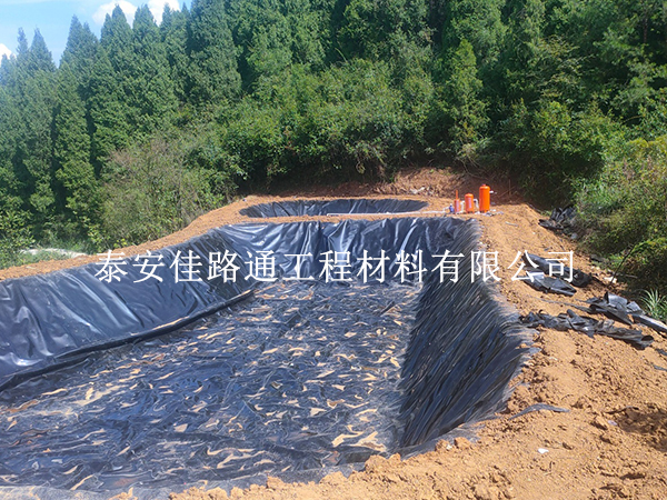 魚塘防滲膜焊接方向怎么定?關(guān)鍵原則在這里 魚塘防滲膜焊接方向怎么定?關(guān)鍵原則在這里